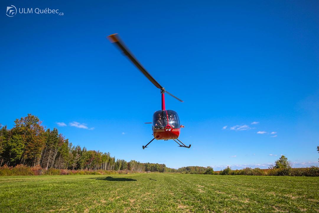 Tour d'hélicoptère au Festival ULM Québec